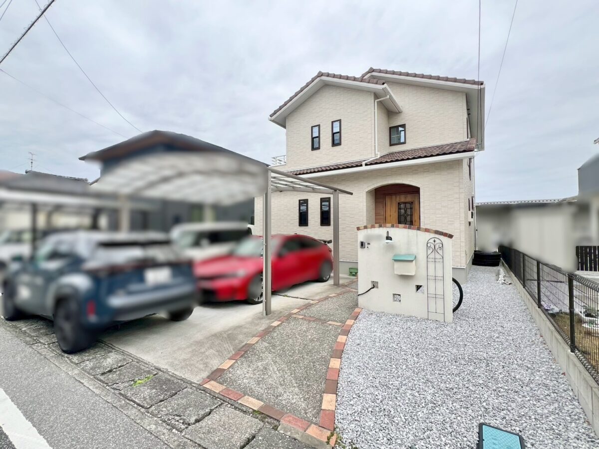 土佐山田町神通寺　築浅物件